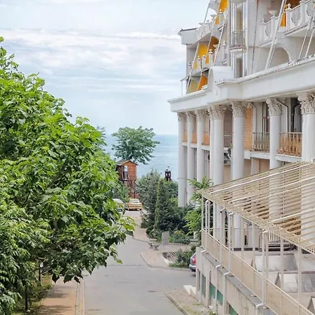 Apartment аркадийский дворец евродвушка с террасой *